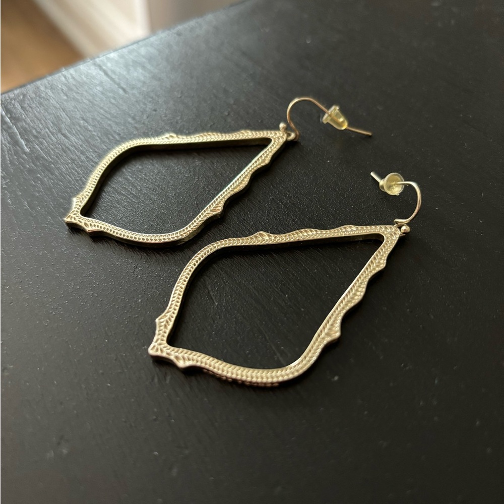 Classic Kendra Scott earrings